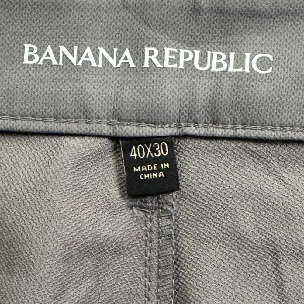 Banana Republic Mens Gray Flat Front Performance Pants 40x30 New 1557516